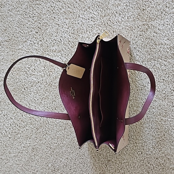 NWOT Coach Charlie Carryall in pebbled leather - Picture 2 of 5